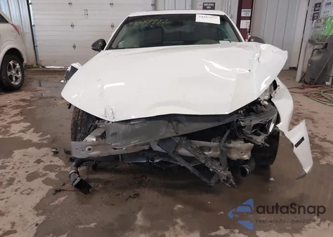 2019 Audi A4 45 Premium z USA, uszkodzony, nr VIN WAUENAF43KN013478